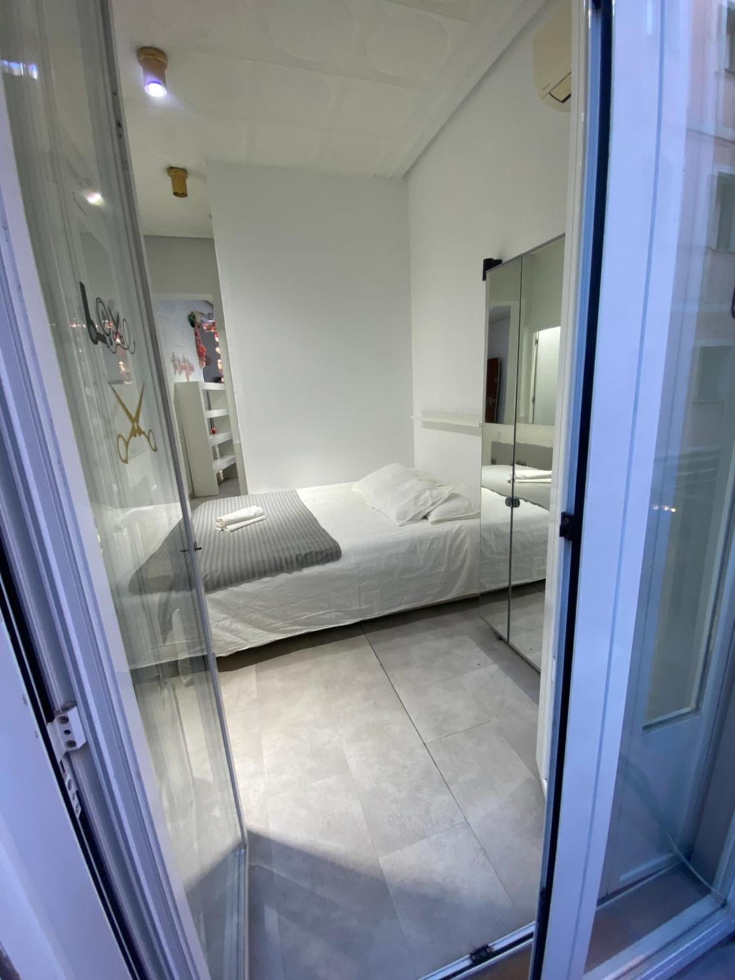 Huertas Apartment Madrid Exterior foto